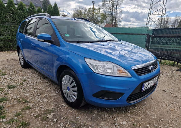 Ford Focus cena 15999 przebieg: 267000, rok produkcji 2011 z Wrocław małe 121